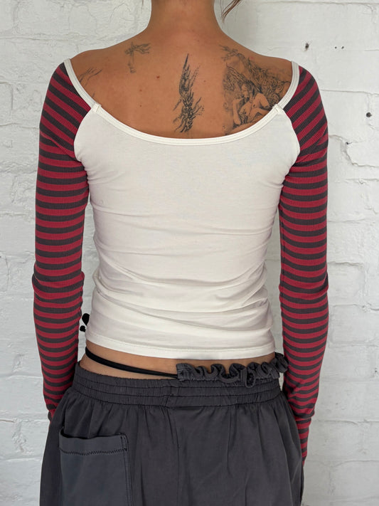 Raglan keyhole long sleeve in organic cotton - white/red