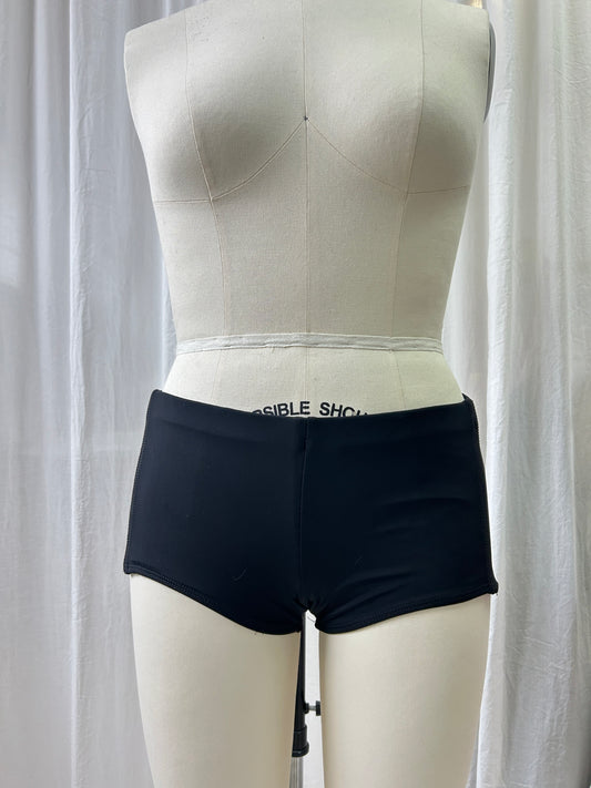 Black Shortie - M/L