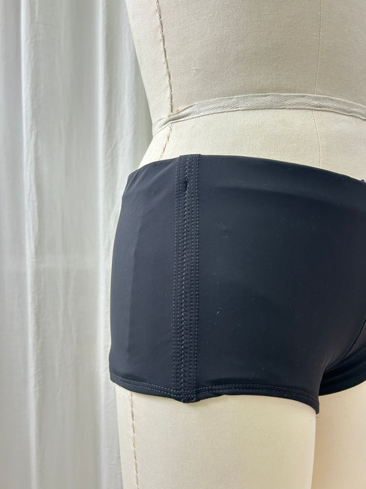 Black Shortie - M/L