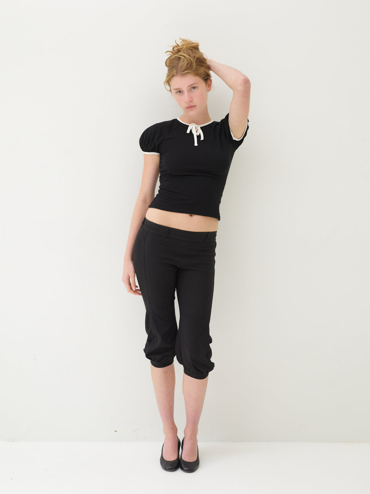 Premium merino wool raglan keyhole tee - black