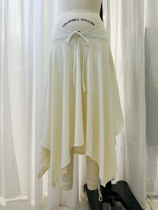 AW23 - Handkerchief bowtie skirt - pearl (extra small)