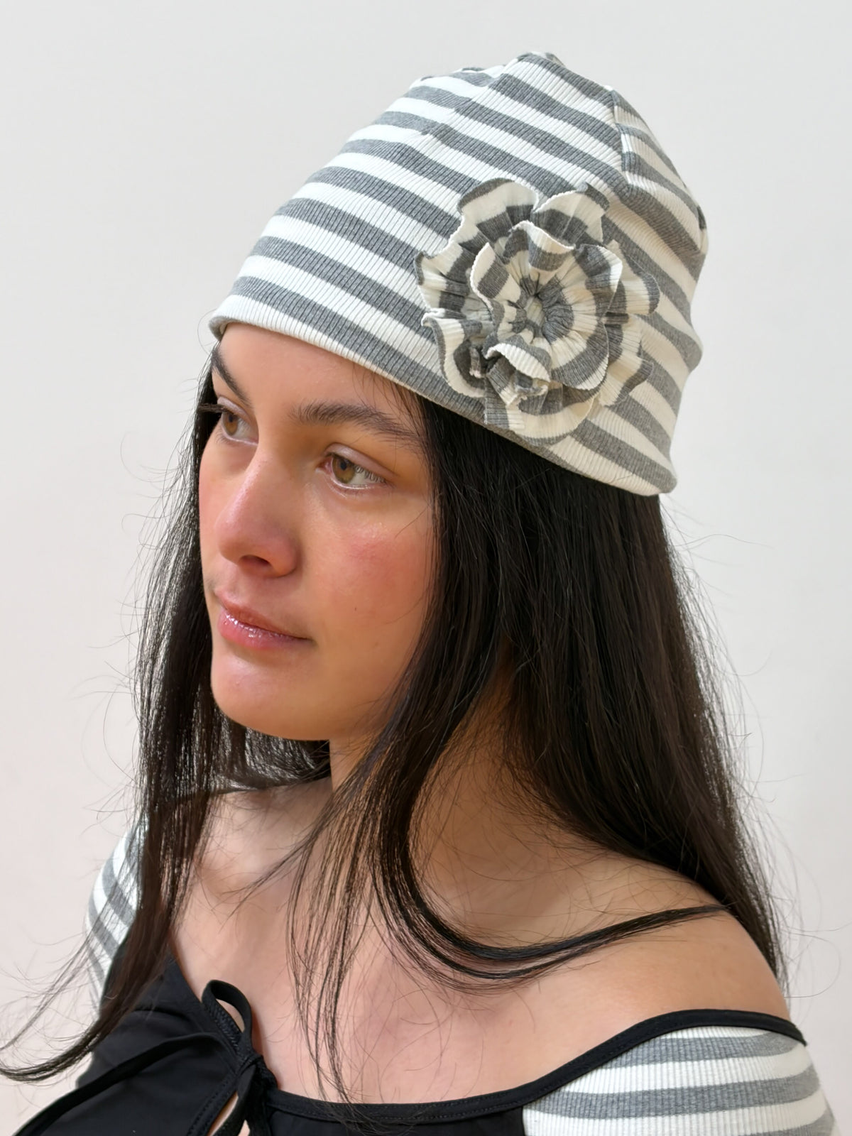 Rosette beanie - grey