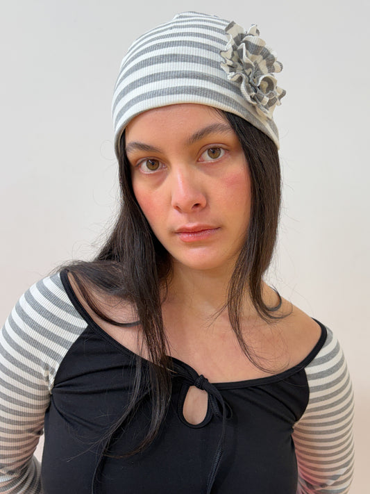 Rosette beanie - grey