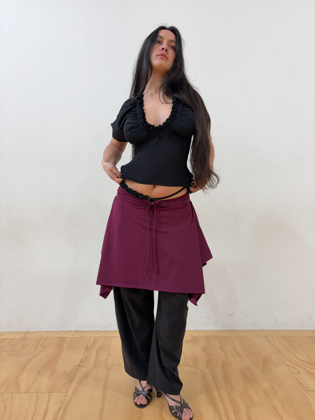 Frilly bloom blouse - black